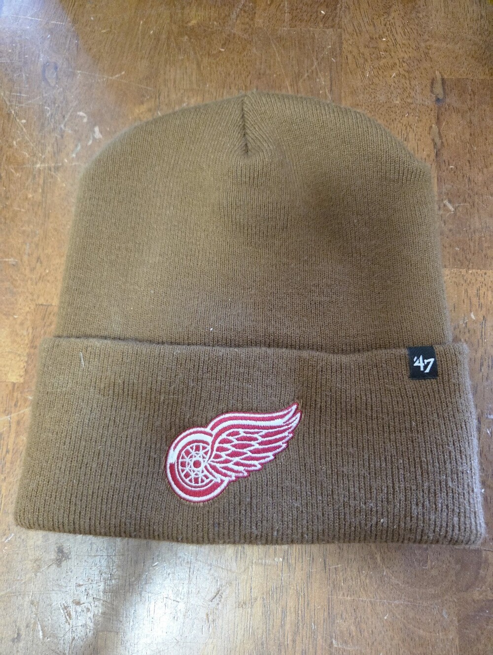 Carhartt x '47 Brand Detroit Red Wings NHL Cuff Knit Beanie Toque Hat – Brown